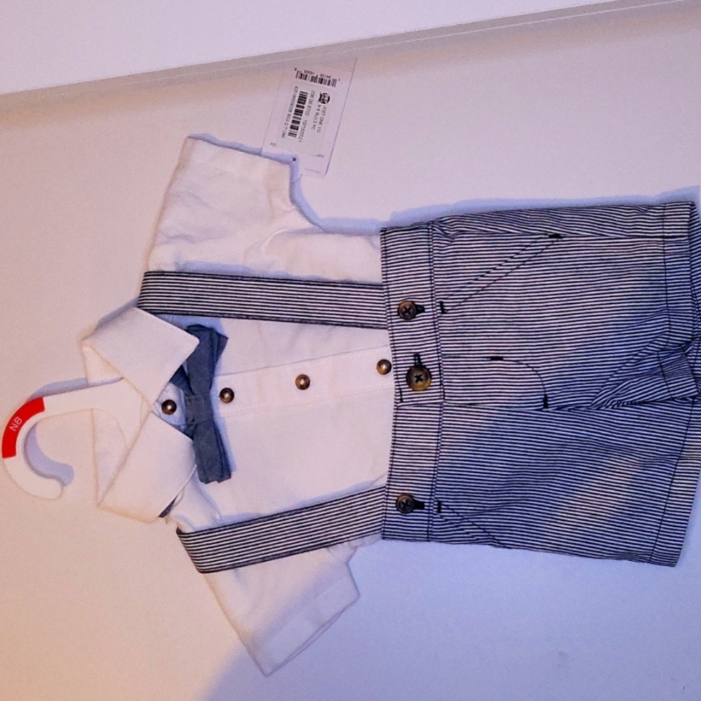 Carter's new born outfit